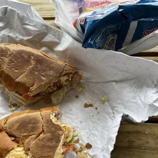 Ham and cheese sandwich, fully dressed
