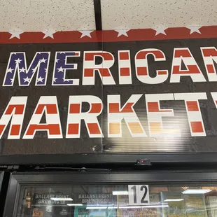 a sign that reads american market