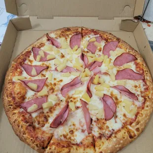 Large Ham and Pineapple cooked to perfection!