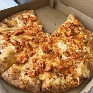 Kickin Chicken Pizza