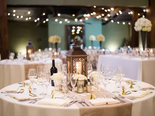 CC's Specialty Linens & Chair Covers