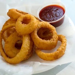 onion rings and ketchup