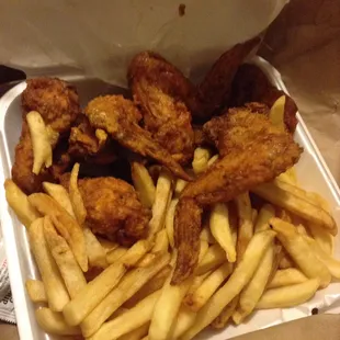 6 pc Whole Chicken wings with Fries.