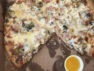 Oriole Pizza