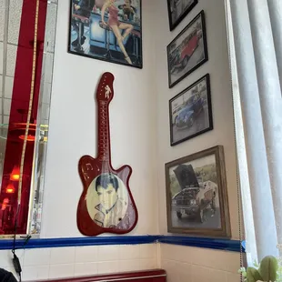 Good old 50s music and food....