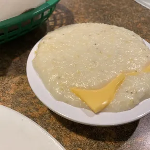 Cheesie grits
