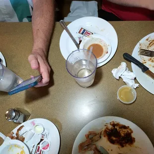 Empty plates. The pictures worth 1,000 words. Yum!