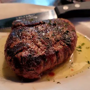 Seasoned, buttered 6 Oz. Filet