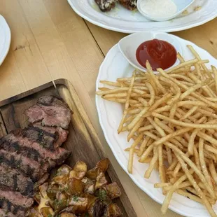 Steak, wings and fries