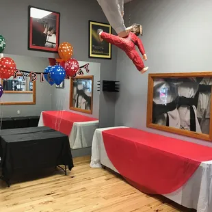 Birthday Party room