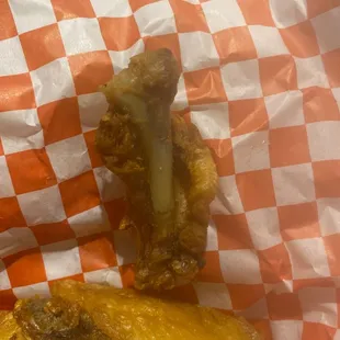 What is this? If this a wing a wing