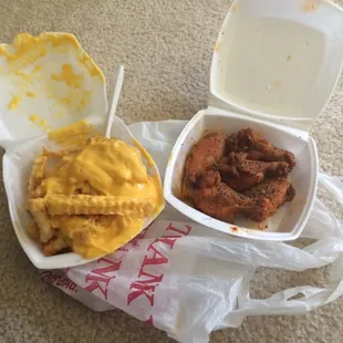 Hot garlic pepper &amp; cheese fries