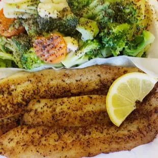 4'17'19 Garlic Pepper Grilled Catfish &amp; Veggies