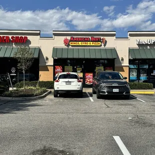 American best wings- Chesapeake location off Eden way