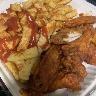 Hot lemon pepper 10 Piece hot lemon pepper Wings Combo