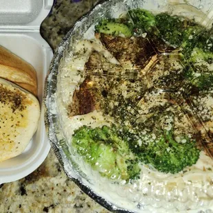 Chicken and broccoli alfredo