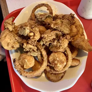 3 combo- scallops, chicken, oysters