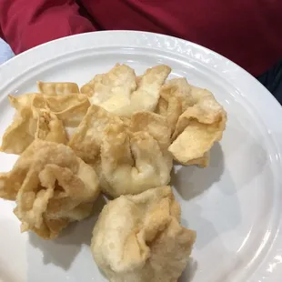 Cream cheese wontons