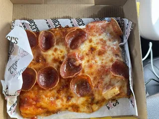Amicci's Pizza