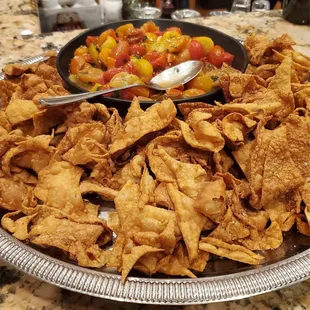 Pasta nachos with Bruschetta