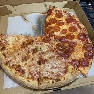 Half reg half pepperoni