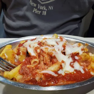 Baked ziti w meat sauce