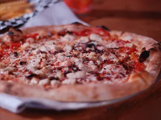 Pizza Bocca Lupo
