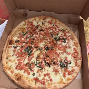Pizza Caprese