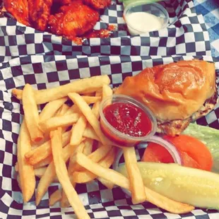 Mild Chicken wings ,Southside Burger
