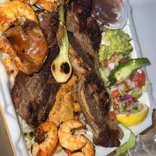 Parrilada Salvadorena