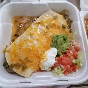 Fajita burrito w/chicharrones.