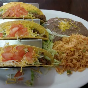Hard taco platter.