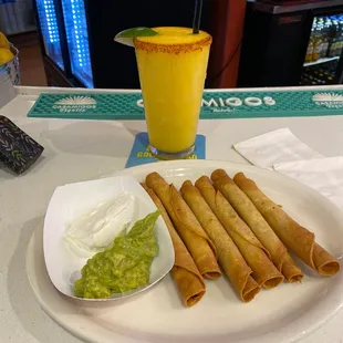 Snack &amp; Mangoeyness