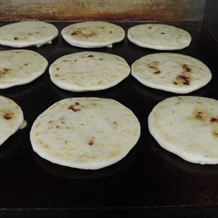 Pupusas Revueltas