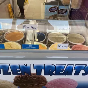 Ice cream and sherbet favors