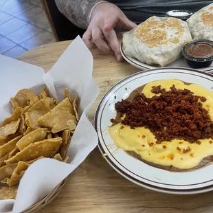 NEW Choriqueso dip with chips