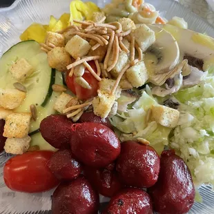 Salad bar plate