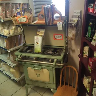 Cutest old stove!