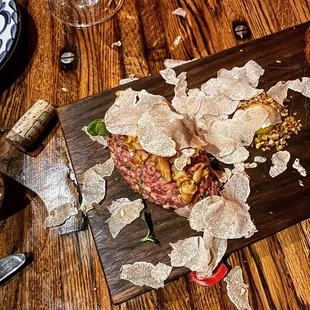White truffle special on carne cruda (steak tartare)