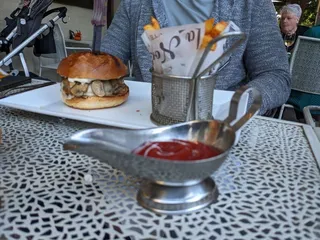La Nonna Ristorante & Bar