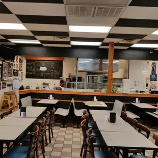 sushi and sashimi, interior