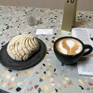 Capuchino &amp; Concha