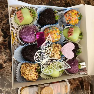 A dozen mixed flavor strawberries customized with the wifes name.