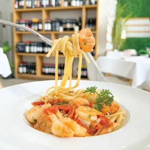 Linguine with Salmon and Shrimps