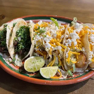 a plate of tacos