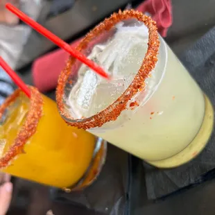 Passion fruit and pineapple margaritas amazingggg!