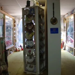 Large front bay window converted into a step-up vendor balcony area.