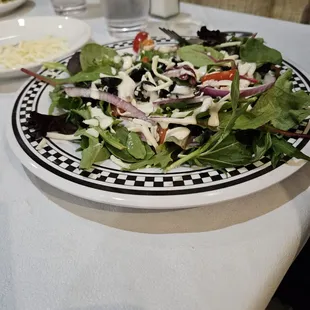 House salad quite large.