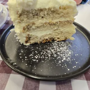 Italian cream cake