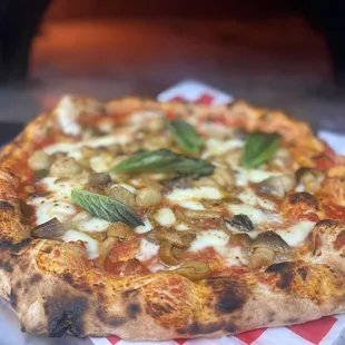 Fior di latte e Funghi !
Simple but full of taste
